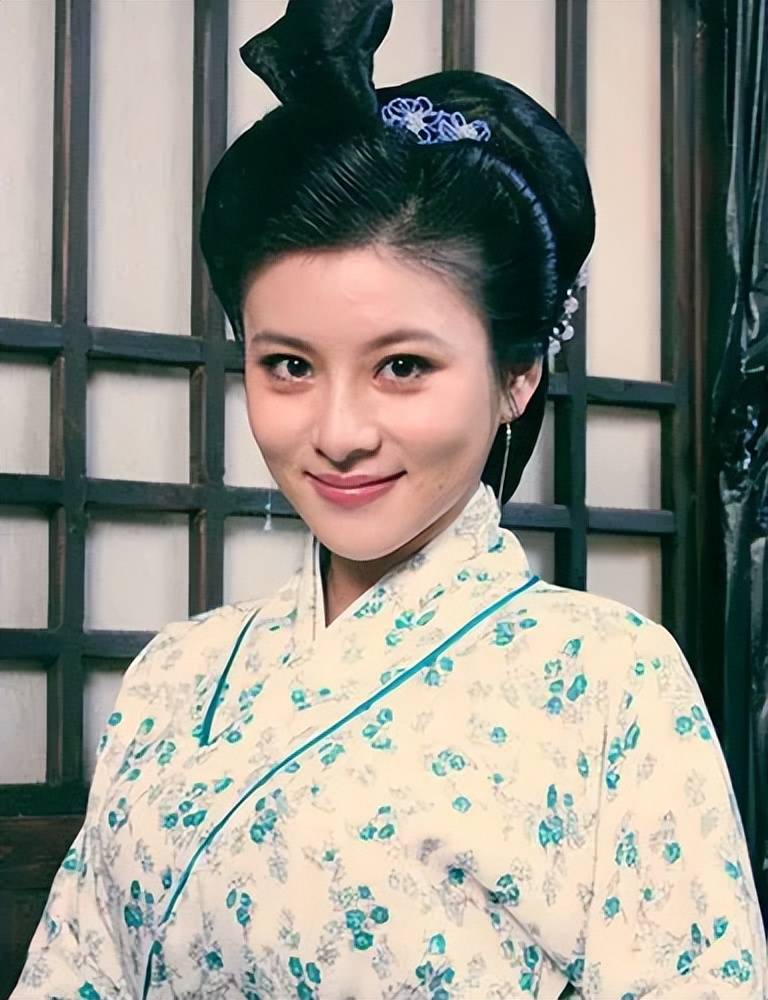 从近日大火的高校女博士的桃色新闻说起，聊聊《金瓶梅》里的特殊修辞格