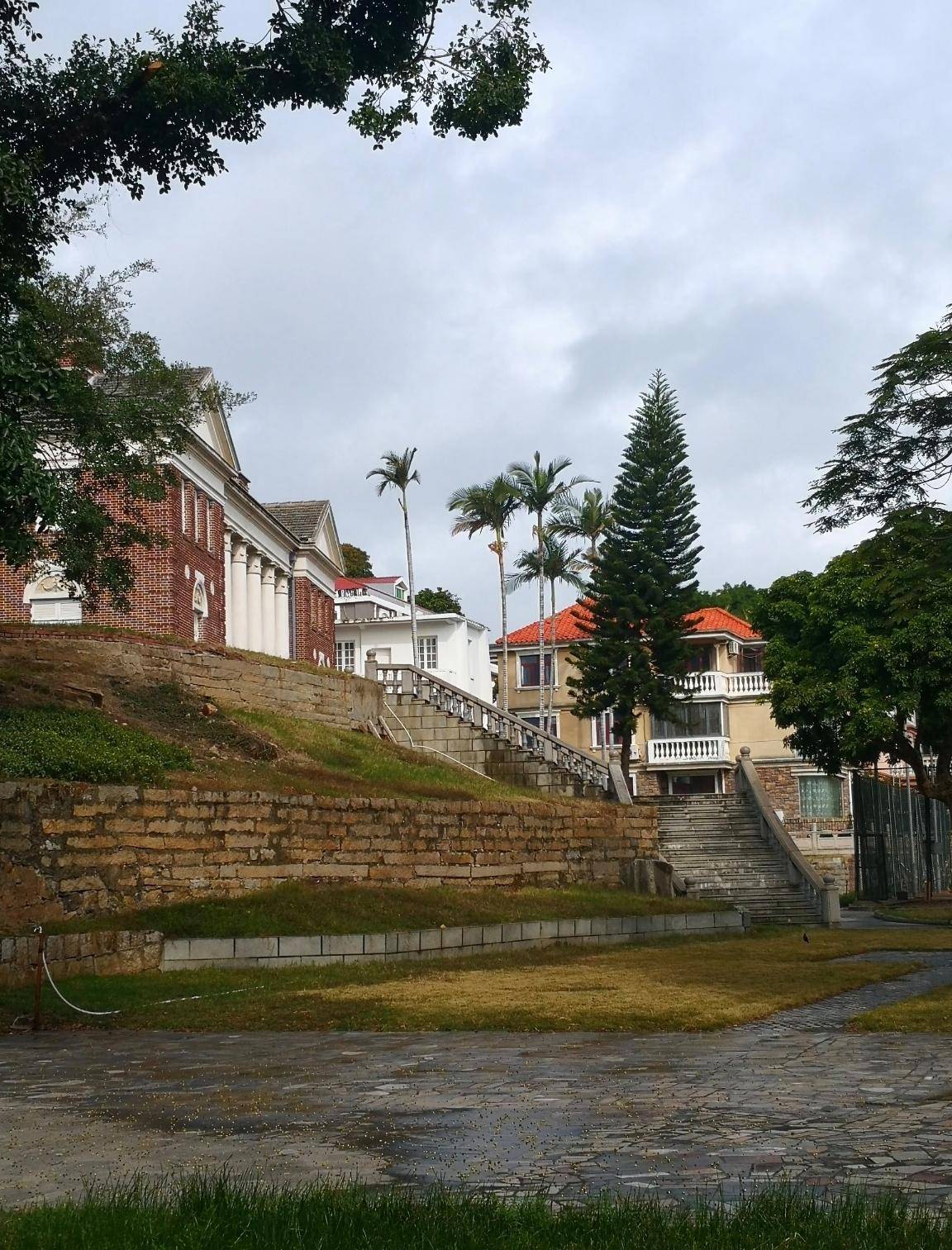 厦门鼓浪屿十大豪宅之美国领事馆，新古典主义风格建筑，简洁大方