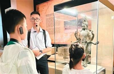 旅游导览工作室“行在大马”创始人程龙——行走南洋的文化牵线人（侨界关注）